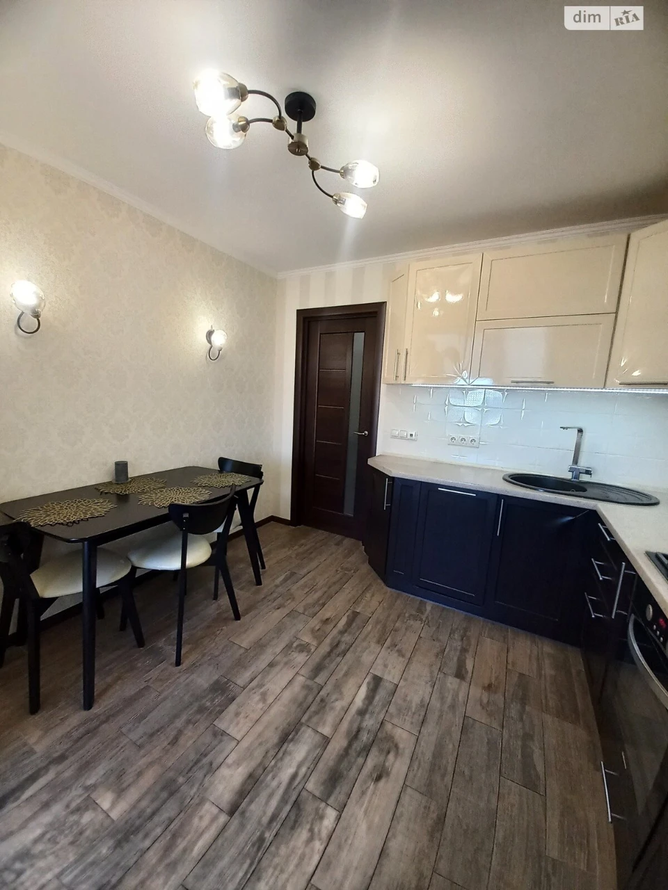 Apartment for Sale in Zamostyan