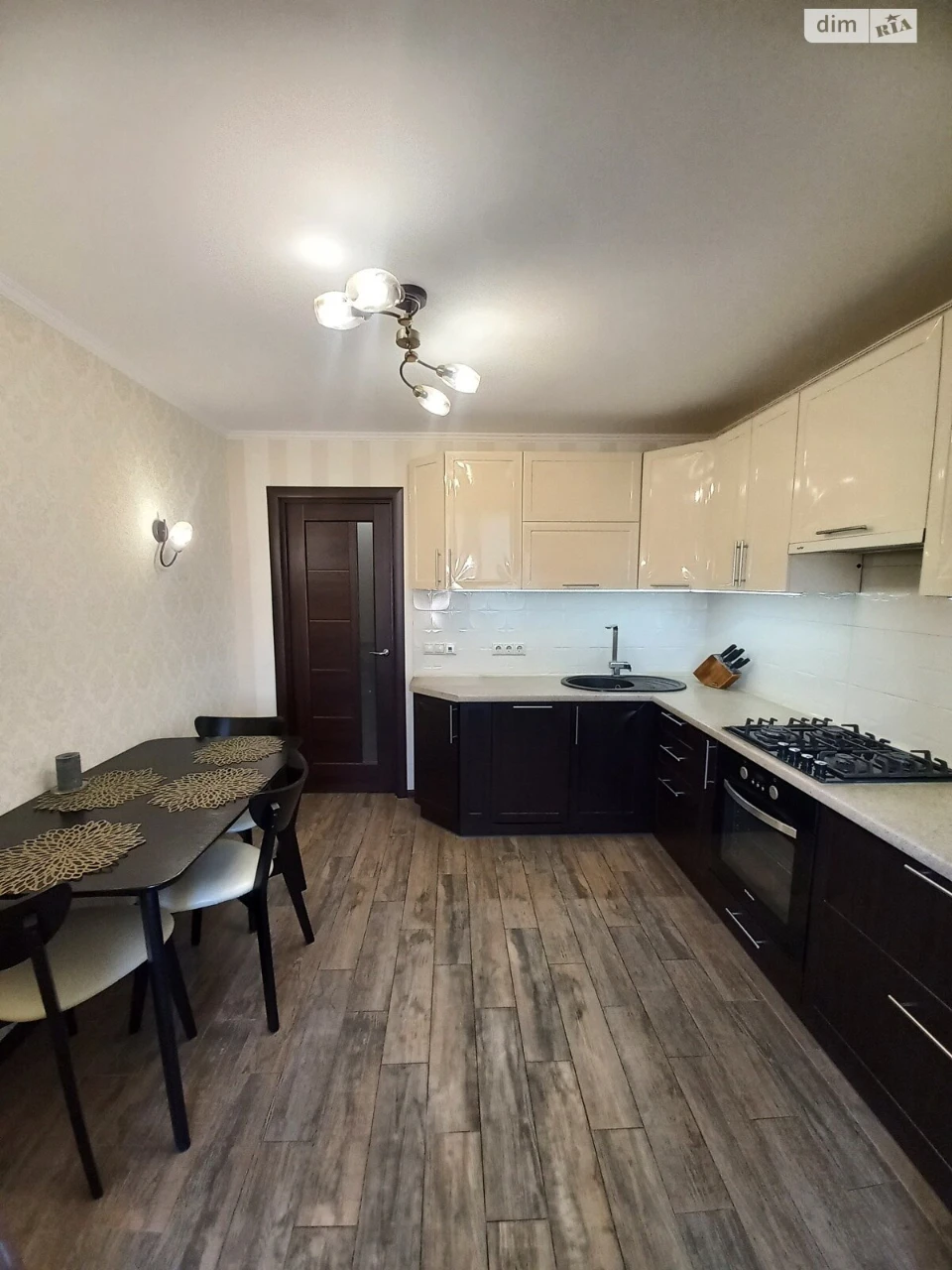 Apartment for Sale in Zamostyan