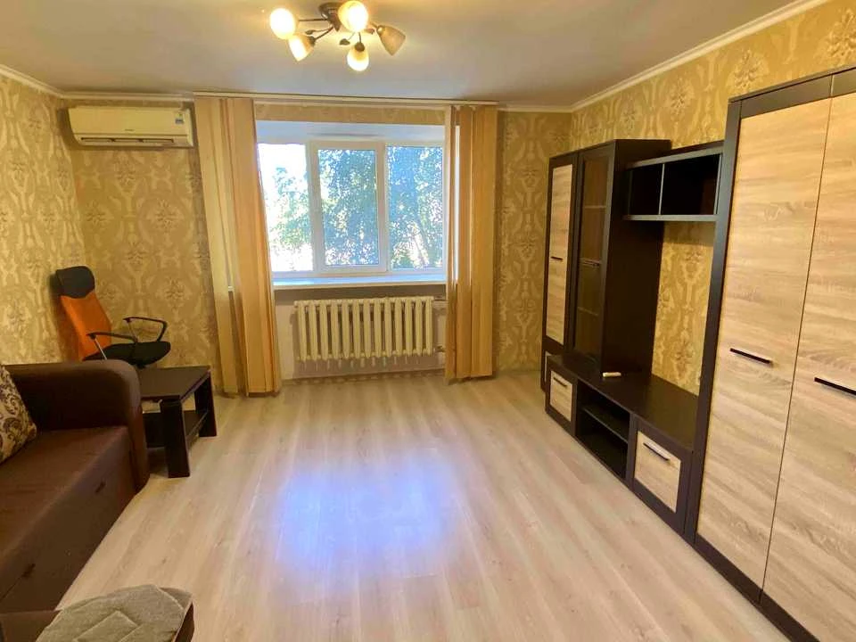 Квартира. Одесса, проспект Небесной Сотни