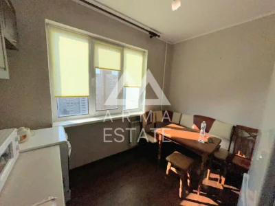 For sale, two-room apartment (55 m²) in Kyiv, Holosiiv district