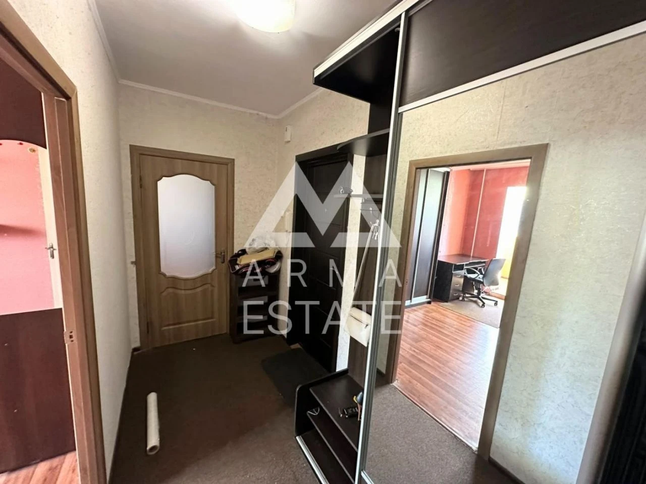 For sale, two-room apartment (55 m²) in Kyiv, Holosiiv district