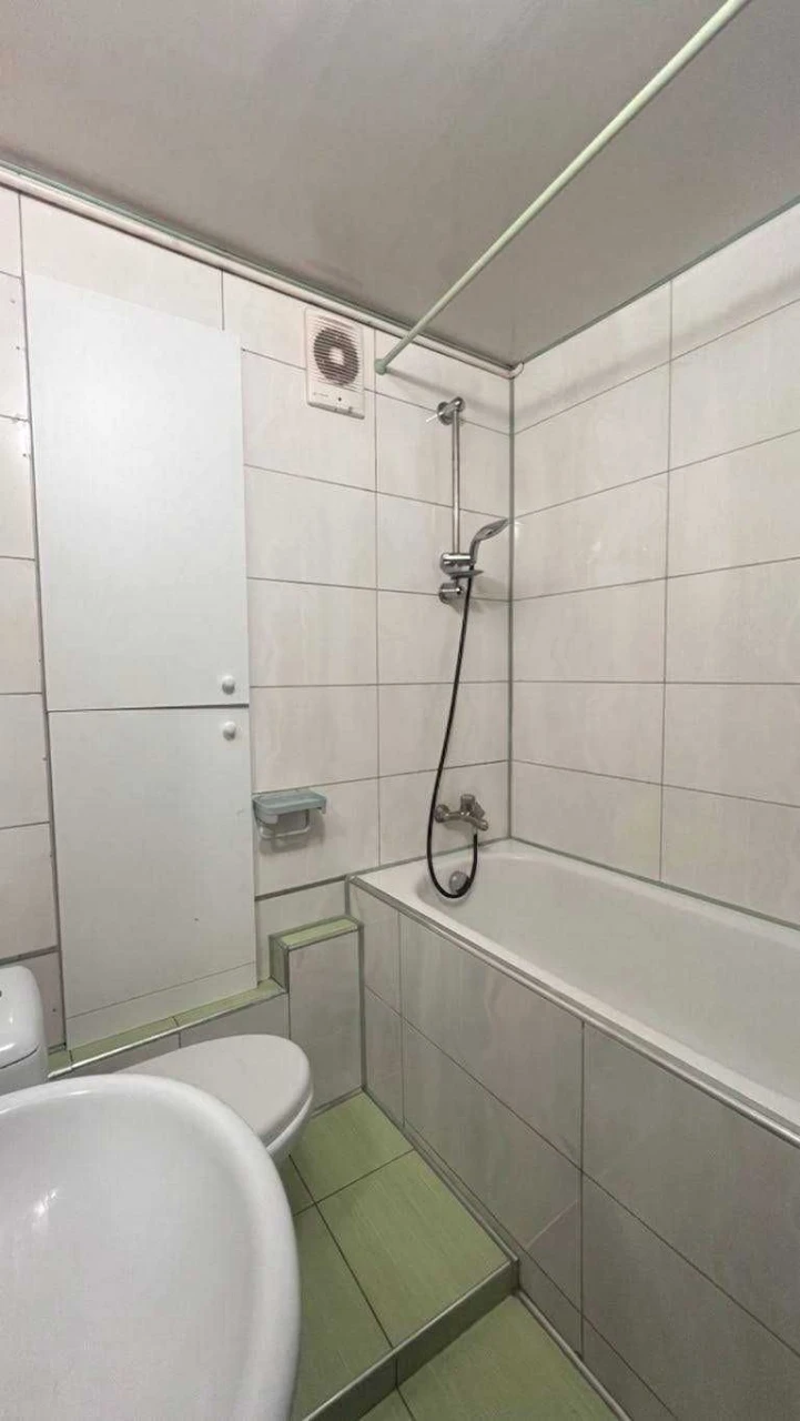 Продаж 2к квартири в цегляному будинку