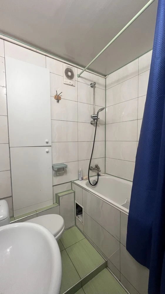 Продаж 2к квартири в цегляному будинку