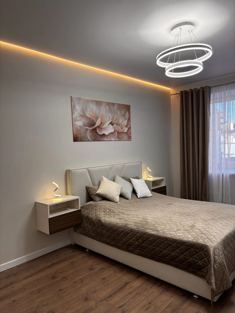 Продаж 1к Квартири з ремонтом, Виставка