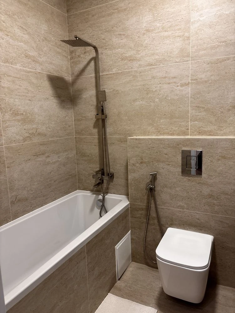 Продаж 1к Квартири з ремонтом, Виставка