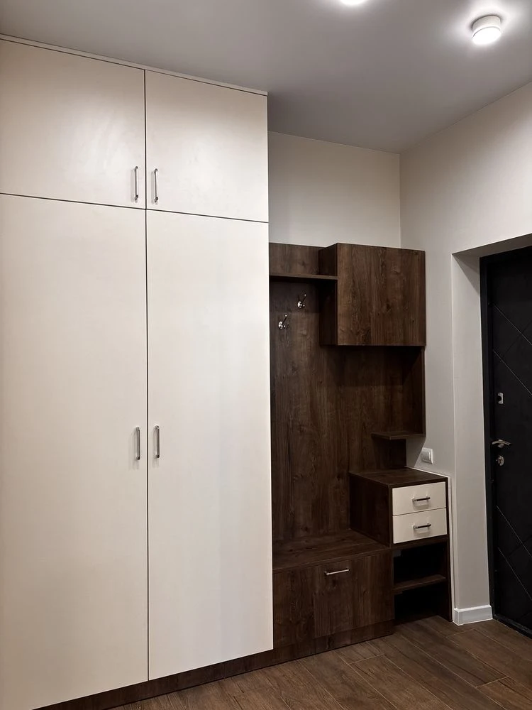 Продаж 1к Квартири з ремонтом, Виставка