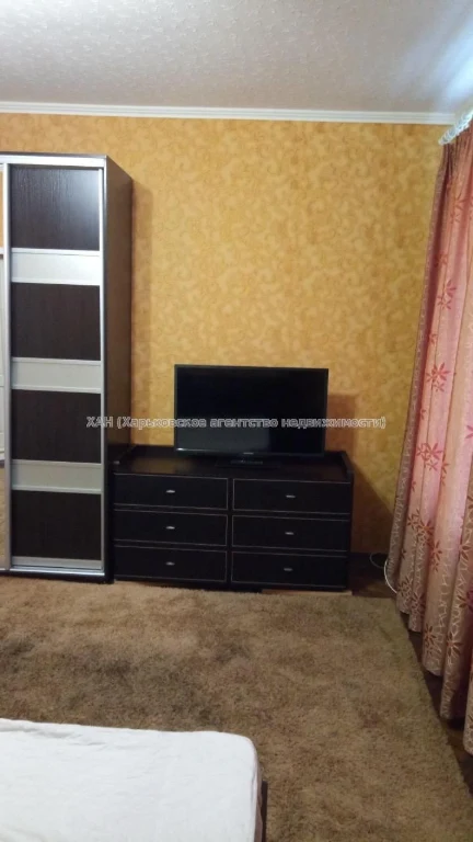 Продам 2ком. кв. в Центре. Ремонт. М. "Научная".37500. Е61