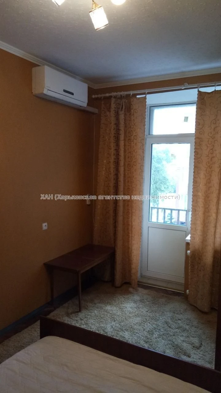 Продам 2ком. кв. в Центре. Ремонт. М. "Научная".37500. Е61