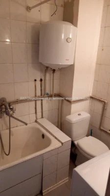 Продам 2ком. кв. в Центре. Ремонт. М. "Научная".37500. Е61