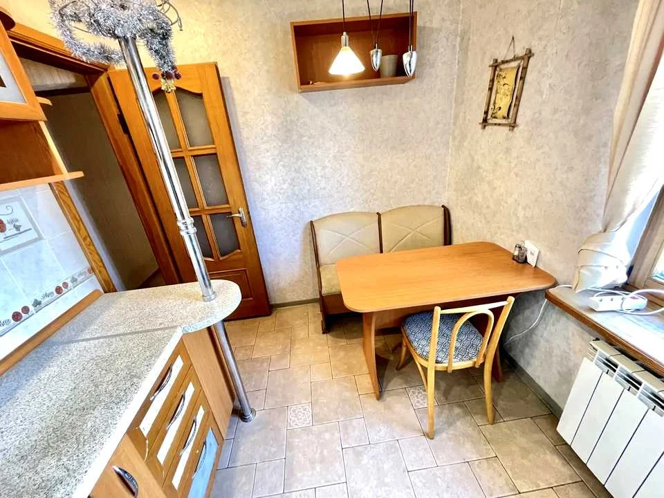 Квартира. Киев, Йорданская ул.