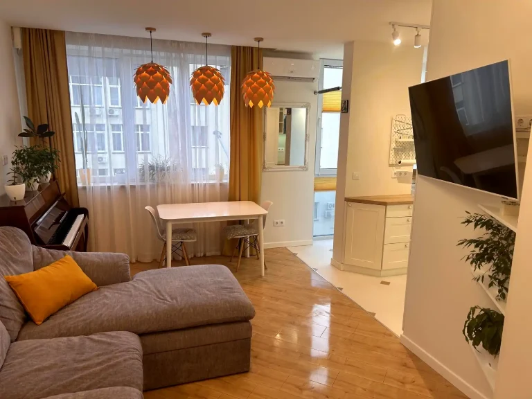 Сдается 2-комнатная квартира, 54 м²