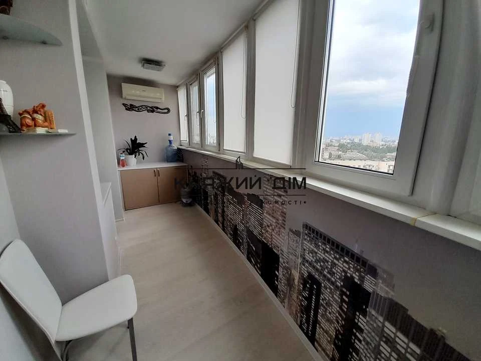 Квартира. Киев, улица Авиаконструктора Игоря Сикорского