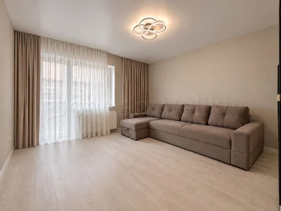 Продаж 2-кімнатної квартири в ЖК "Весняний/83 м2/Новий район/Новий ремонт