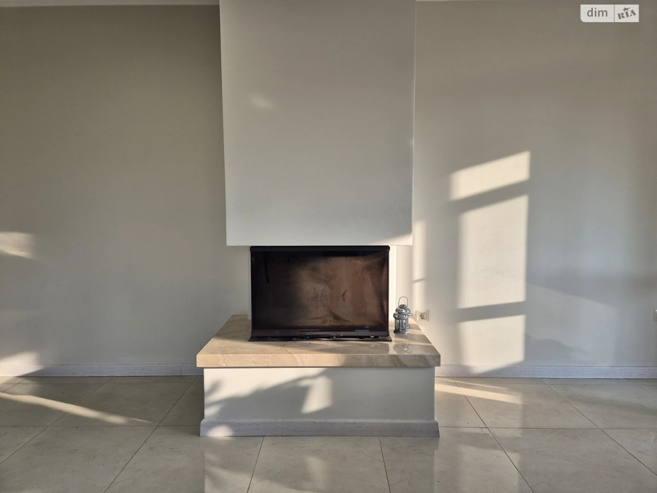 Sale of House Part - Gniwanske Shose