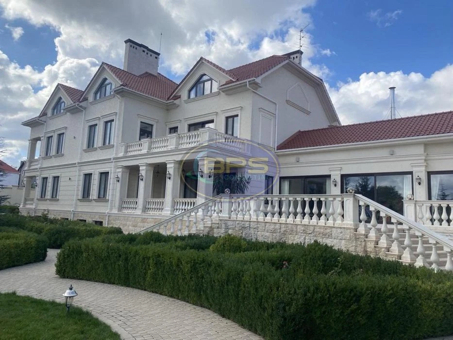 Elite residence by the sea | Sauvignon | 980 m² | 24.5 acres