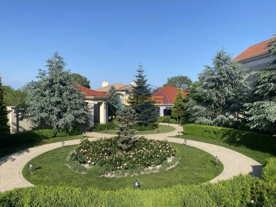 Elite residence by the sea | Sauvignon | 980 m² | 24.5 acres