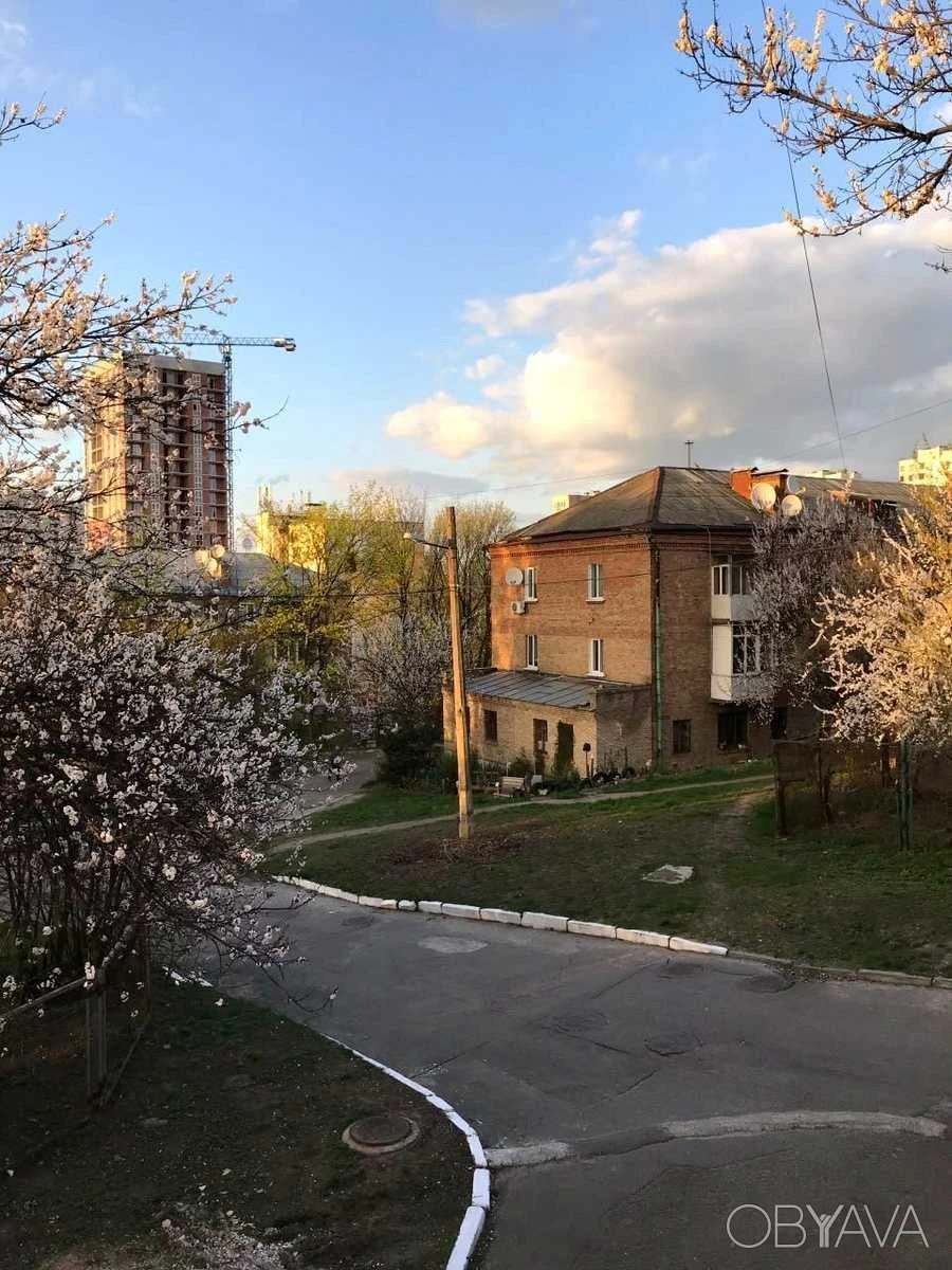 2-комнатная квартира. Метро Деміївська. Стоимость 14 000 грн.