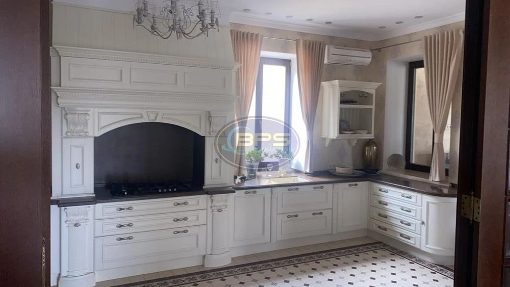 Elite residence by the sea | Sauvignon | 980 m² | 24.5 acres