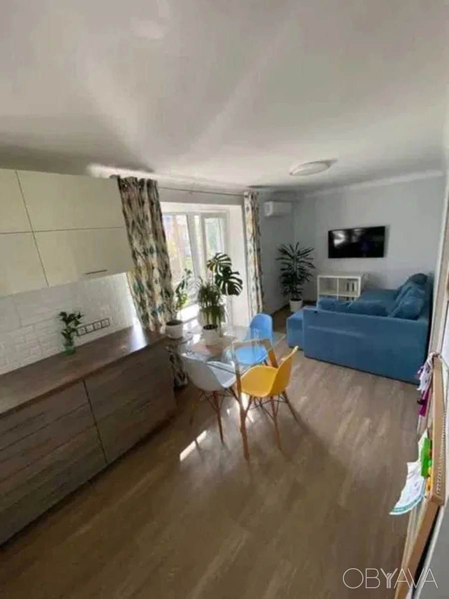 1-bedroom apartment, Taras Shevchenko metro station.
