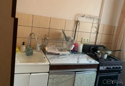 2 rooms. Address: Shylovyaska 10000 UAH.