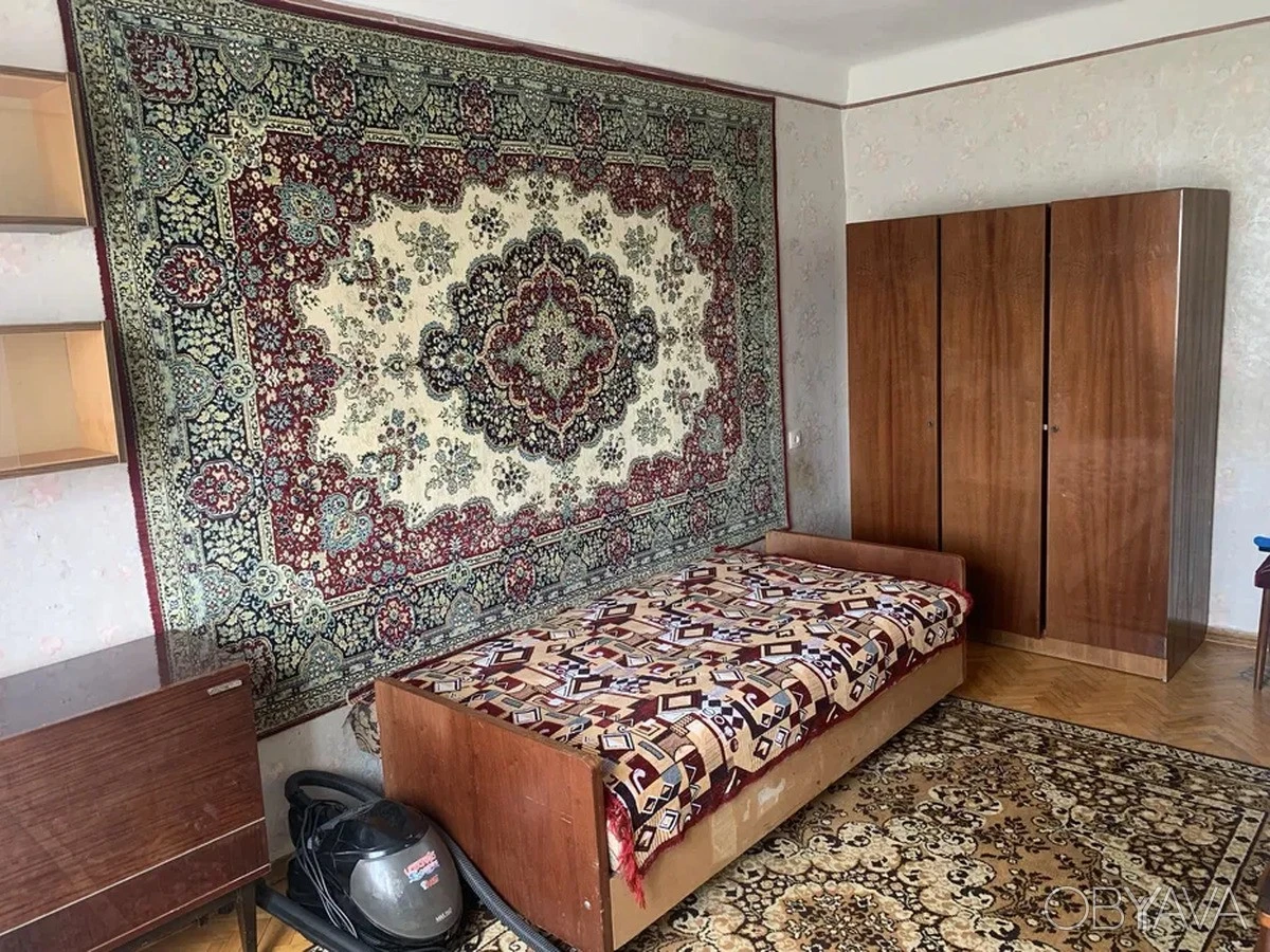 3-кімнатна квартира. Метро Житомирская. Стоимость 10 000 грн.