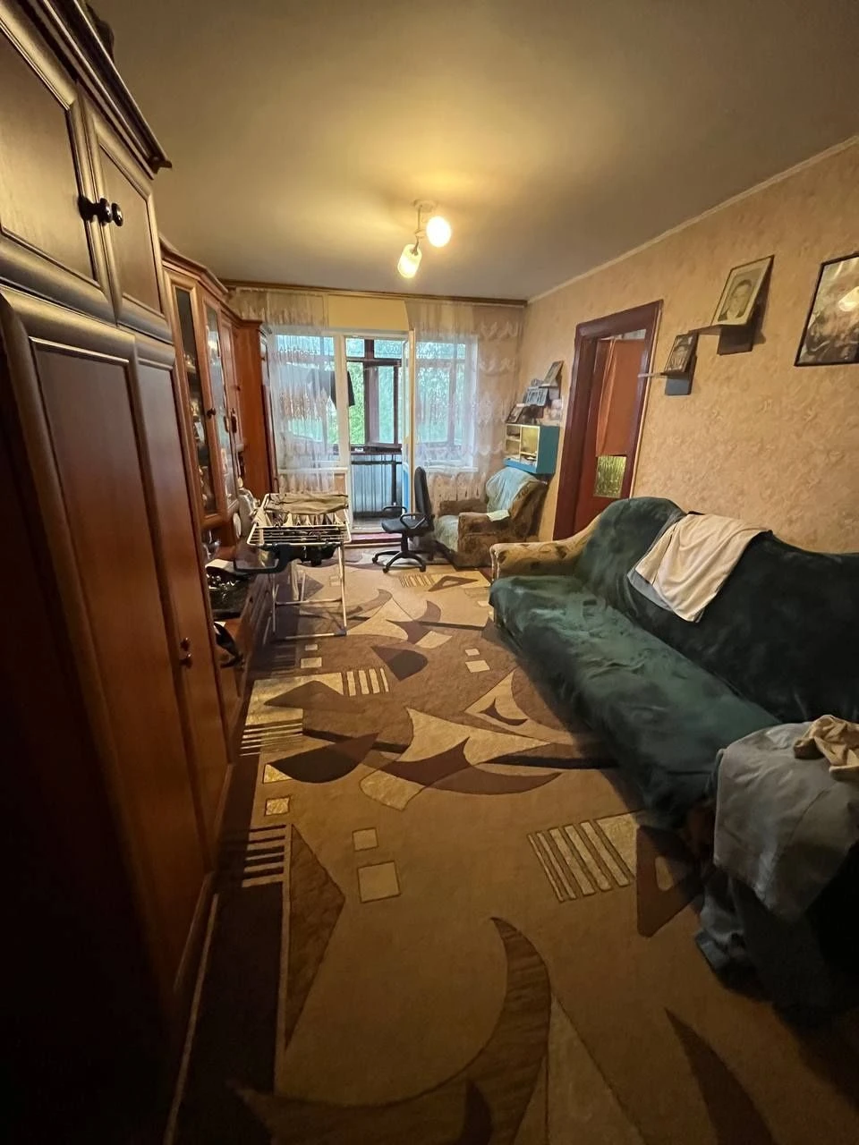 Selling 3-room apartment in the city center