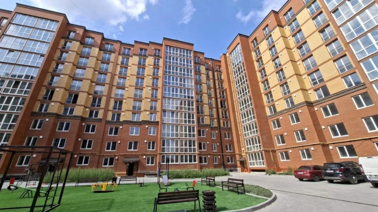 Apartment for Sale Cheaper Than in Developer