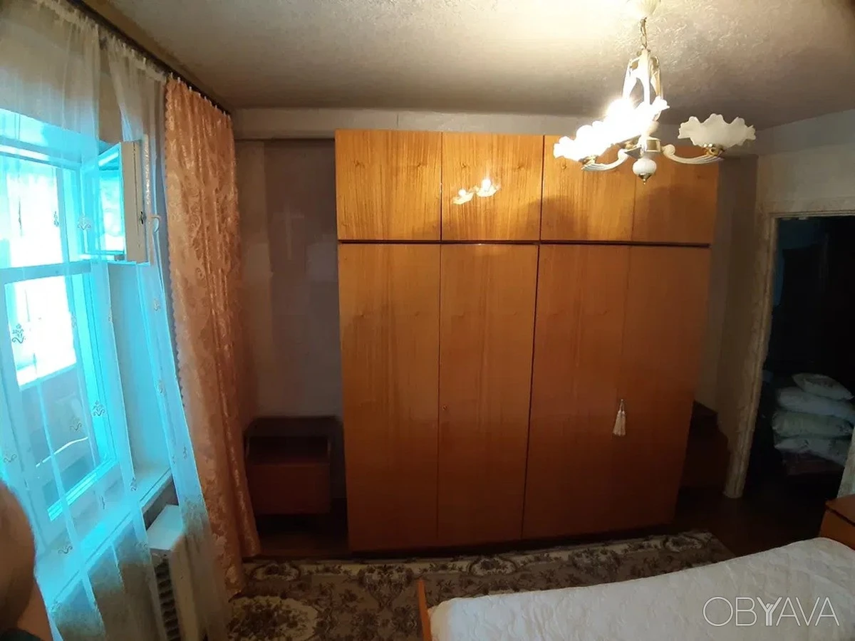 2-room apartment. Beresnyaky. Price 8,000 UAH.