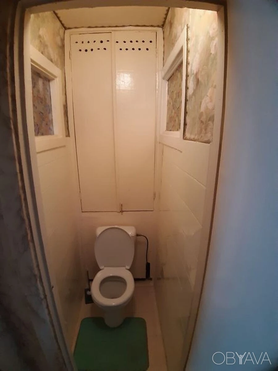 2-room apartment. Beresnyaky. Price 8,000 UAH.