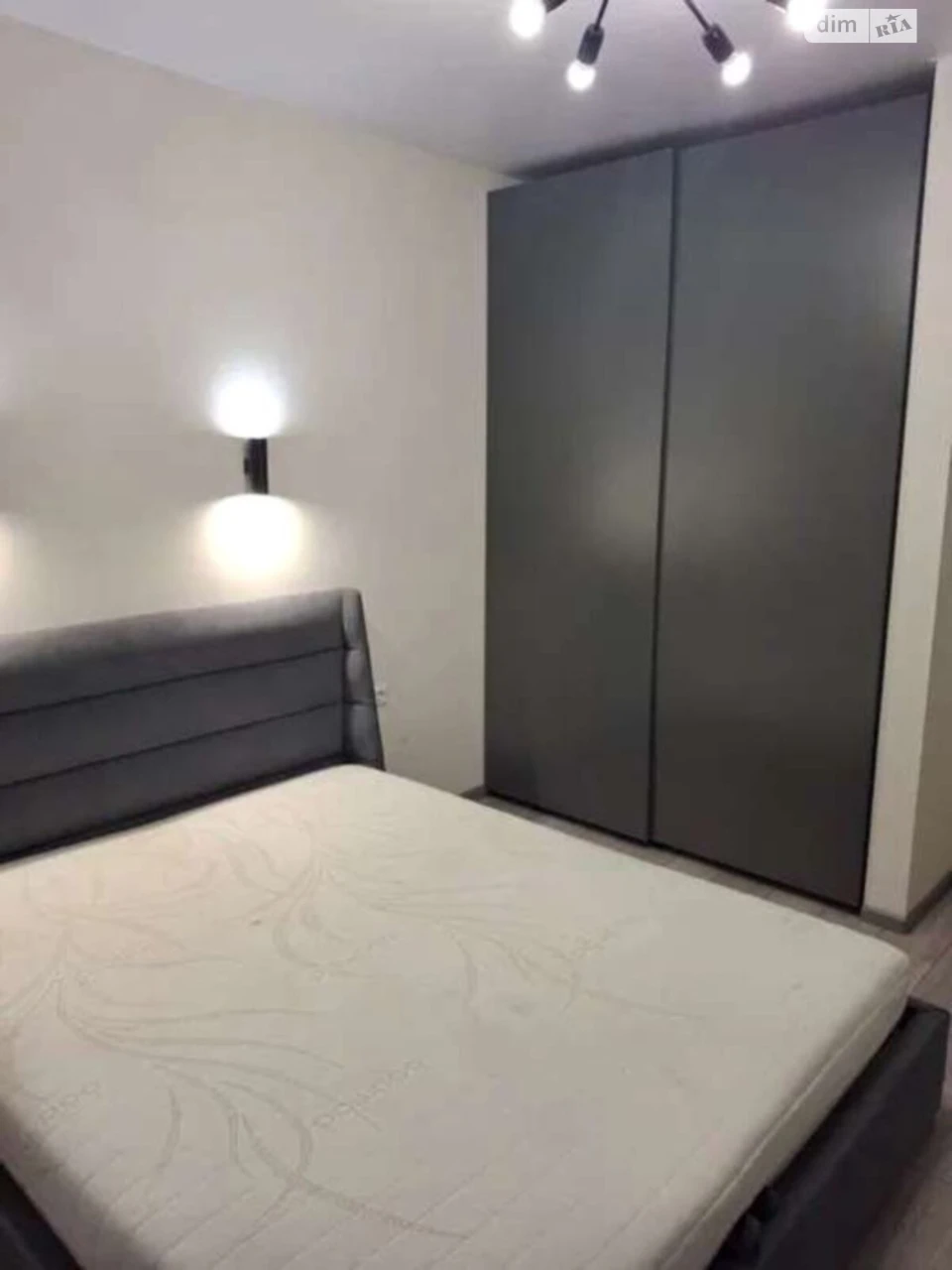 Long-Term Rental Apartment, Podilskiy