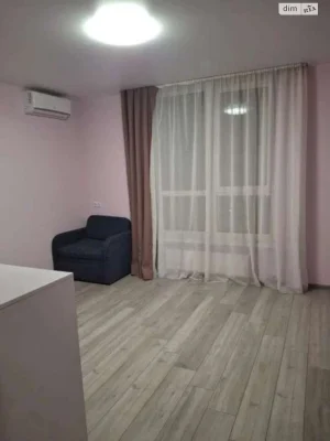 Long-Term Rental Apartment, Podilskiy