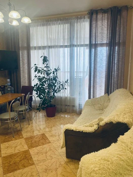 Продам 1-к квартиру в Аркадийском дворце, терраса, вид моря