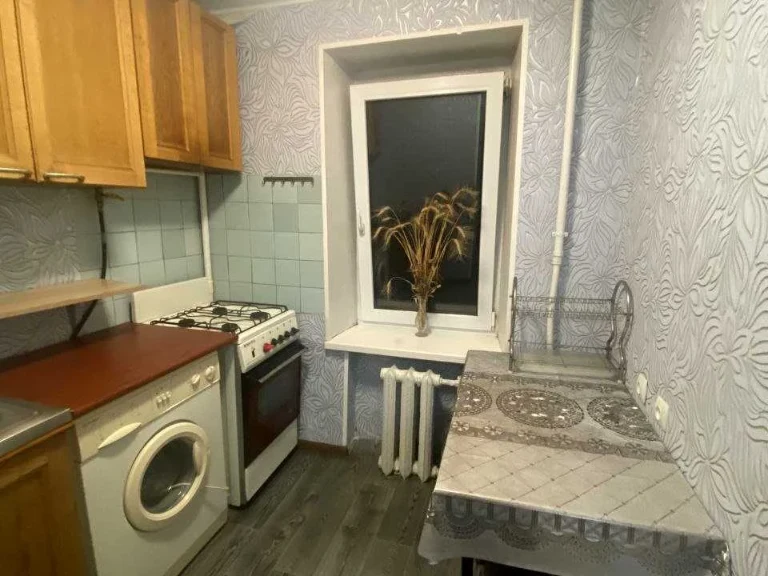 Квартира. Київ, Олени Теліги вулиця