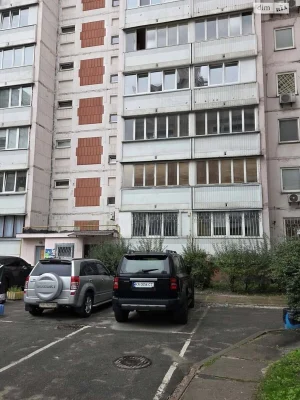 Long-Term Rental Apartment, Poczynki