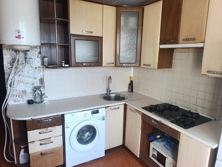 For Sale: One-bedroom apartment, 34.5 sq.m. in Akademgorodok