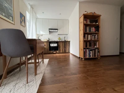 2-bedroom apartment with new renovation near the center of Kyiv!