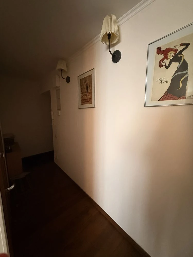 2-bedroom apartment with new renovation near the center of Kyiv!