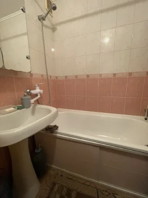 Продаж  2 чешки  проспект Центральний!