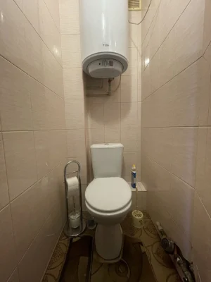Продаж  2 чешки  проспект Центральний!