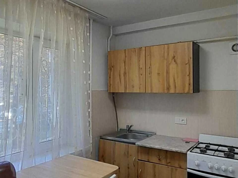 Apartment. Mezhova st., Kyiv