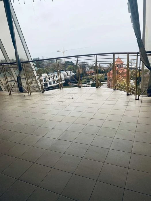 Продам 1-к квартиру в Аркадийском дворце, терраса, вид моря