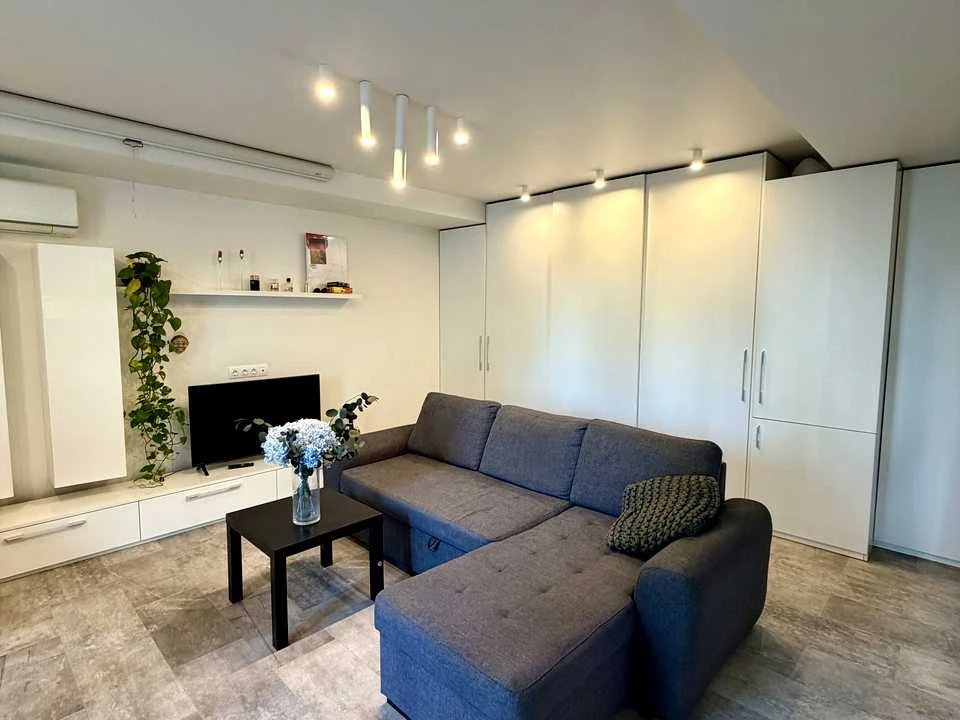 Apartment. Саксаганського st.