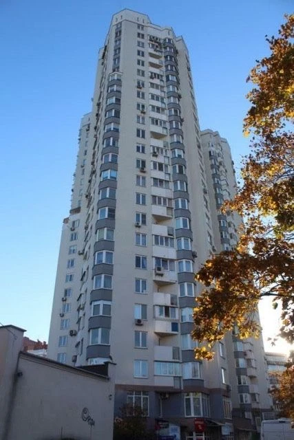 For sale 2 room apartment, street Kubanska Ukraine, 31-