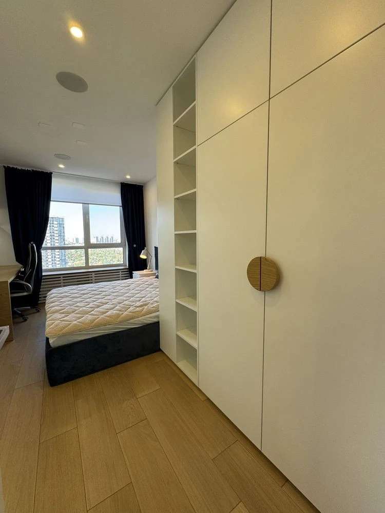 4-комнатная квартира, ремонт, 120 м², ЖК "Зарічний", Зарічна 1Г