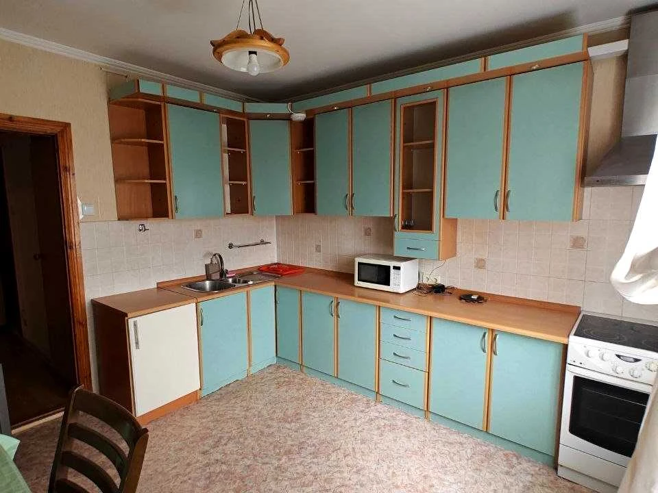 Квартира. Київ, Милославська вулиця
