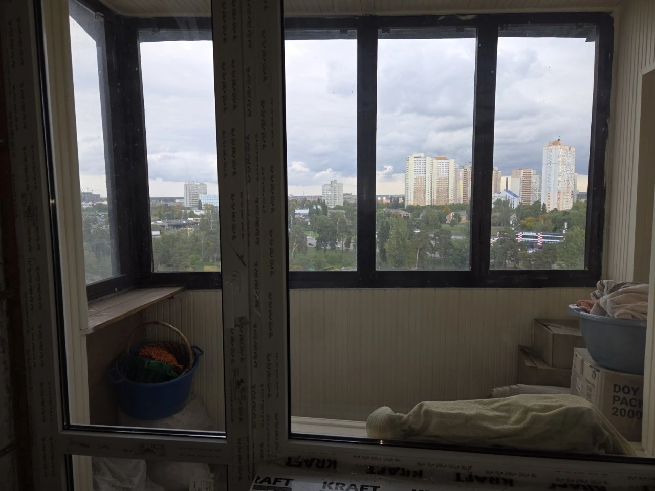 Квартира возле метро, ул. Малышко, 23