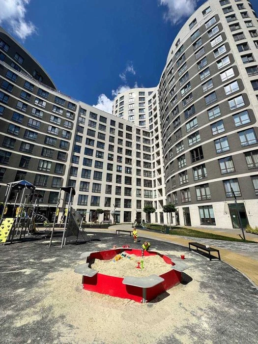 1-room apartment for sale with modern renovation, Kulpark Street