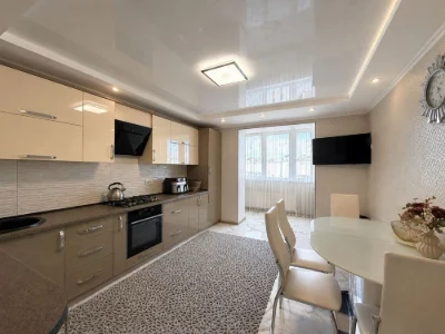 (3) For Sale, 2-bedroom apartment at Tzhilyovo 3698