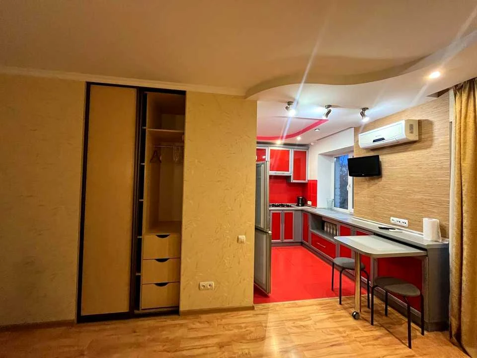 Apartment. Poltava, Repina Street