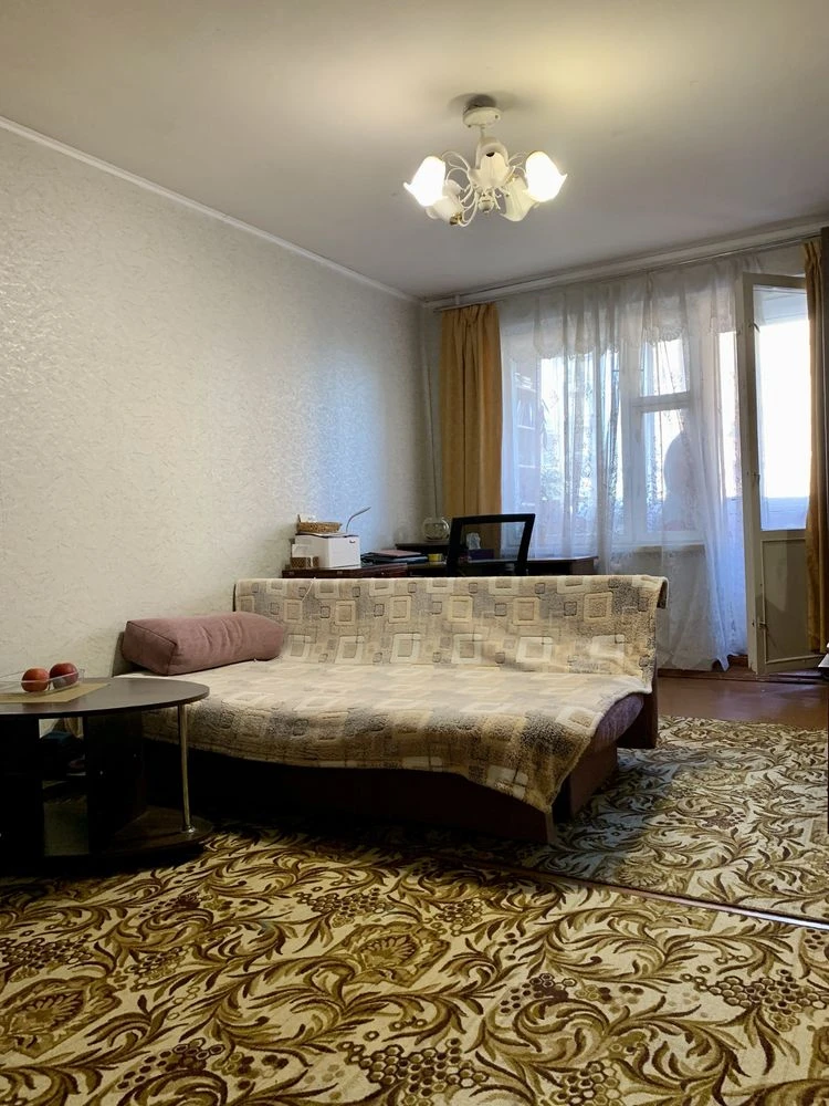 3-bedroom apartment, Mitznitsa